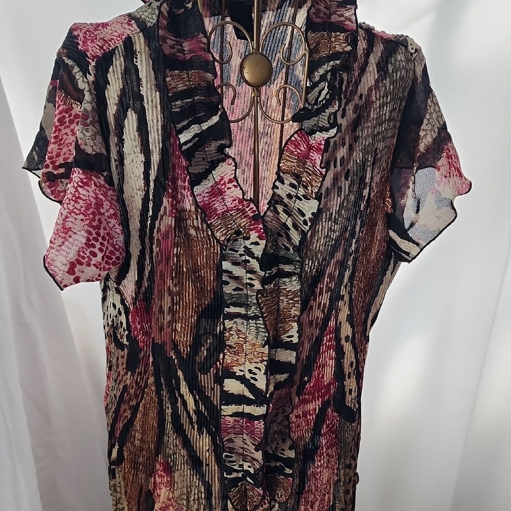 Vintage New Directions Woman Size 1X Crinkle Blouse